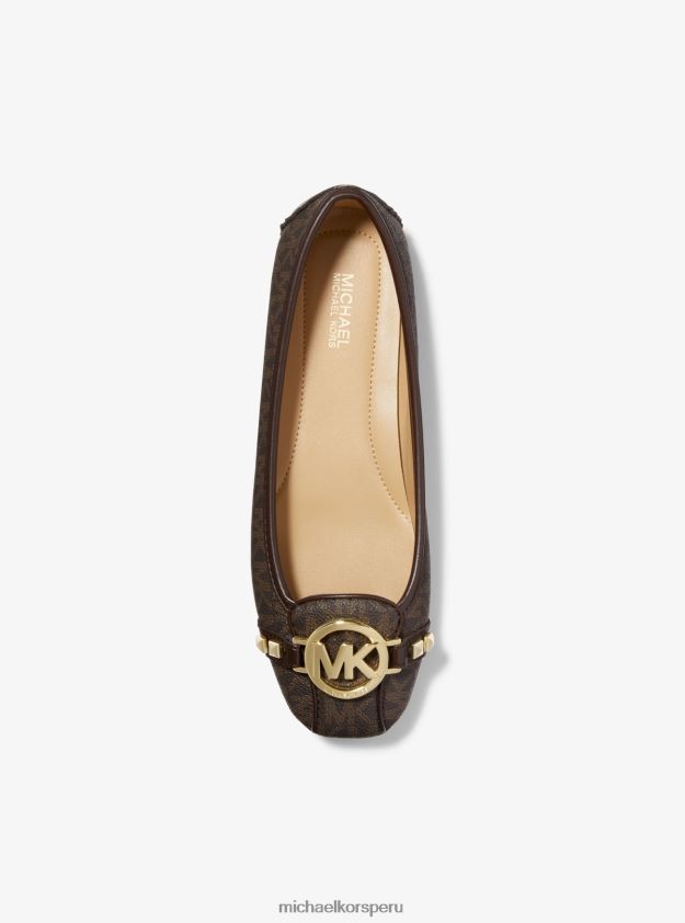 zapatos educacion fisica Michael Kors mujer mocasín Fulton con logo y tachuelas marrón 8FX48V2264